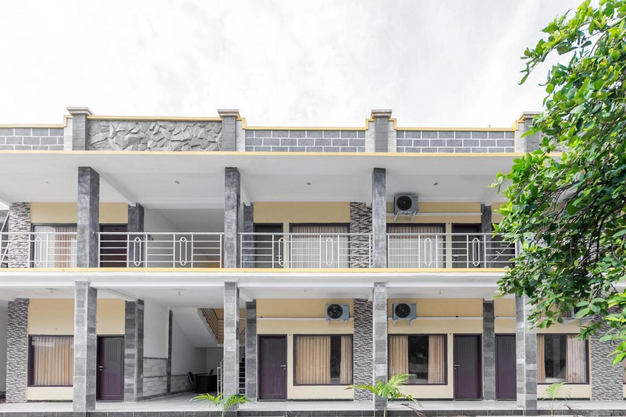 Oyo 3297 Bromo Residence プロボリンゴ エクステリア 写真